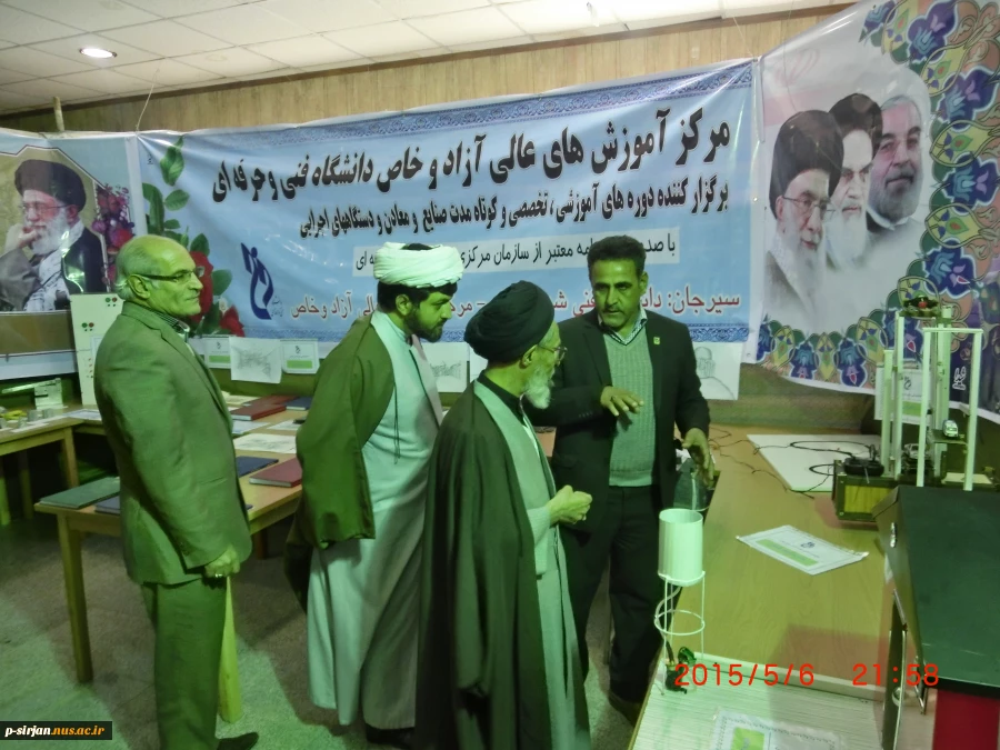 بازدید امام جمعه محترم شهرستان از نمایشگاه هفته پژوهش