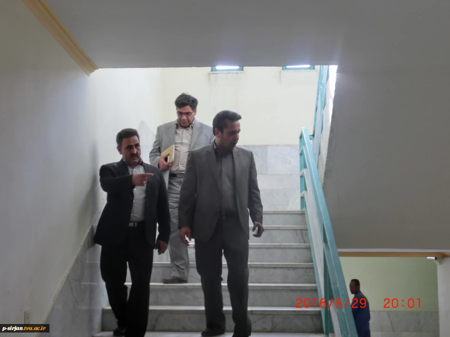 بازدید جناب آقای دکتر مهرابی ریاست محترم دانشکده فنی شهید چمران کرمان وریاست منطقه 3 کشوری  از دانشکده فنی شهید کرانی سیرجان