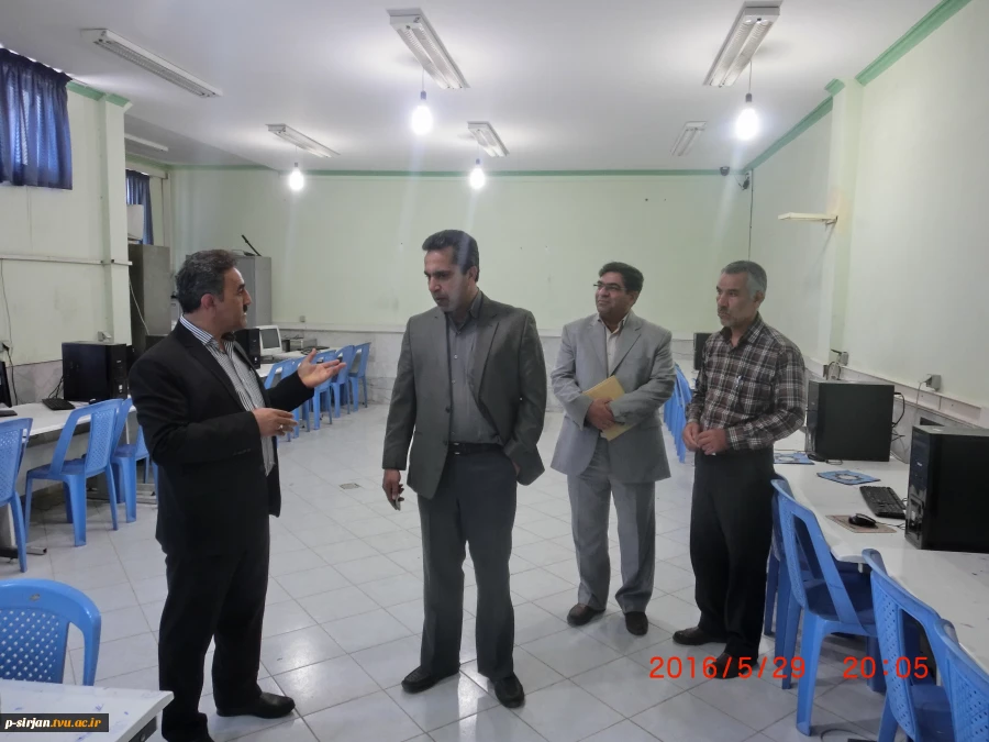 بازدید جناب آقای دکتر مهرابی ریاست محترم دانشکده فنی شهید چمران کرمان وریاست منطقه 3 کشوری  از دانشکده فنی شهید کرانی سیرجان