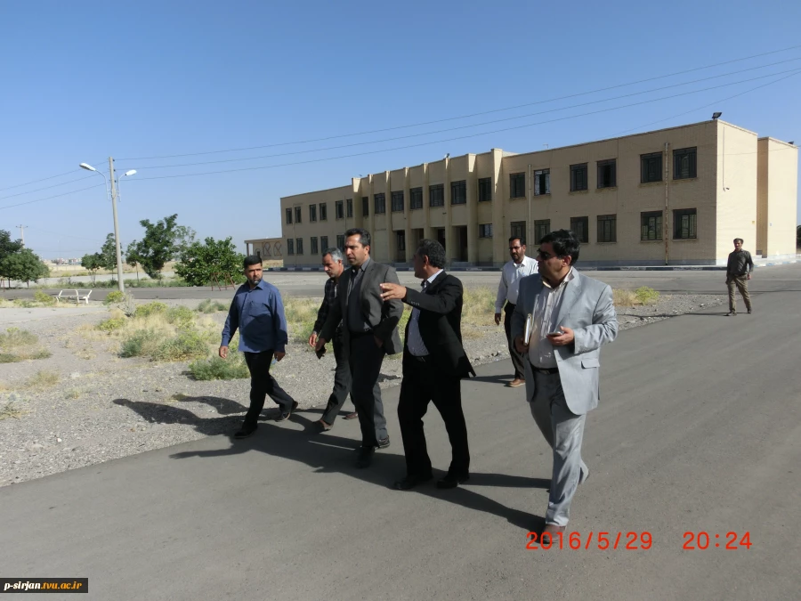 بازدید جناب آقای دکتر مهرابی ریاست محترم دانشکده فنی شهید چمران کرمان وریاست منطقه 3 کشوری  از دانشکده فنی شهید کرانی سیرجان