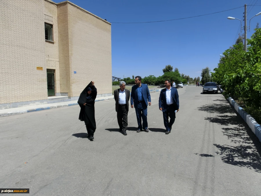 بازدید دکتر مهرابی ریاست محترم دانشکده فنی چمران ورییس منطقه 3 دانشگاه فنی وحرفه ای
