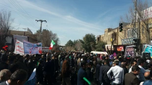 شرکت کارکنان ومدرسان ودانشجویان دانشکده در راهپیمایی 22بهمن