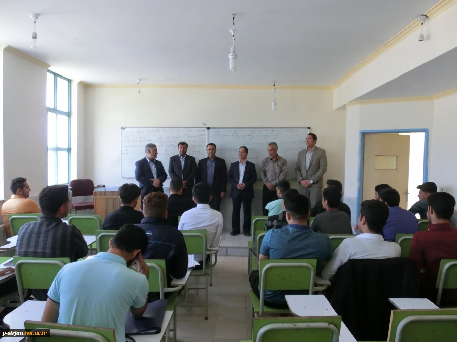 بازدیدعضو کمیسیون برنامه وبودجه مجلس ونماینده مردم سیرجان از دانشکده فنی شهید کرانی سیرجان