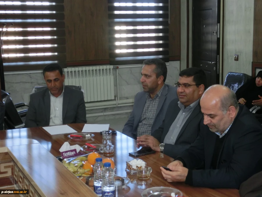 بازدید رییس دانشگاه فنی وحرفه ای کشور دکتر صالحی عمران از دانشکده شهید کرانی