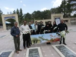 غبار روبی وگلباران قبور مطهر شهدا به مناسبت آزادسازی خرمشهر