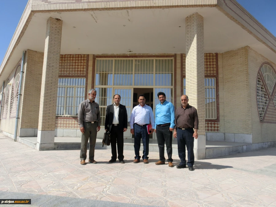 بازدید نماینده صندوق رفاه کشور از آموزشکده فنی شهید کرانی سیرجان