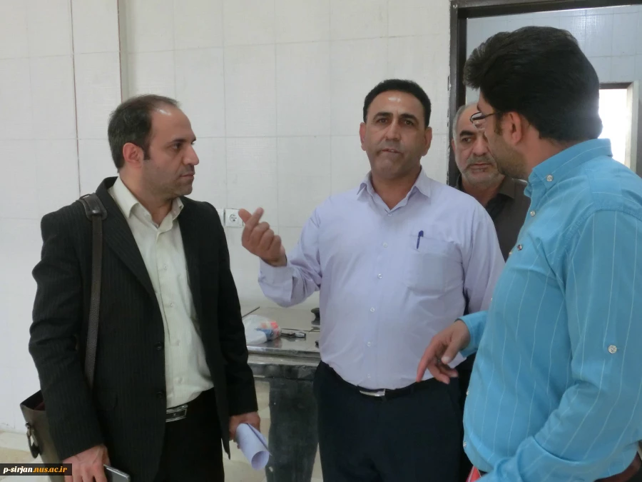 بازدید نماینده صندوق رفاه کشور از آموزشکده فنی شهید کرانی سیرجان