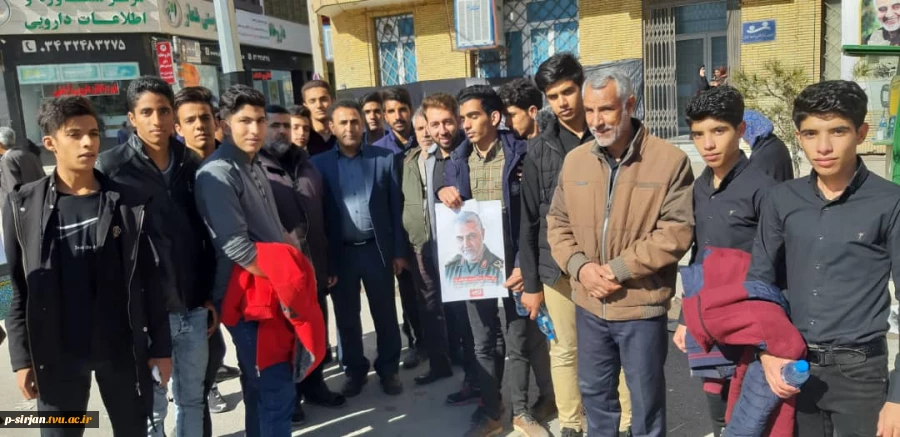 شرکت درمراسم تشییع سردار دلها حاج قاسم سلیمانی 6