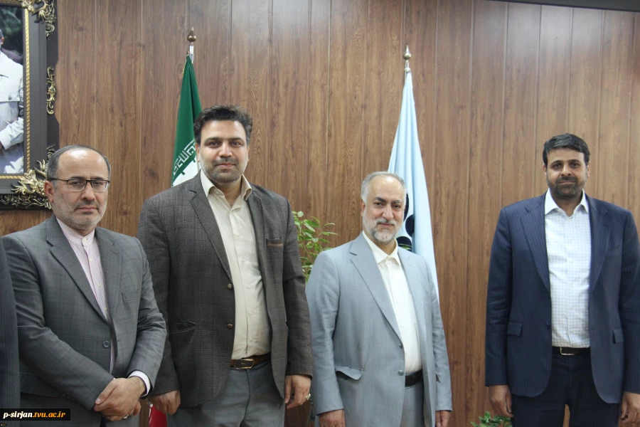 نشست صمیمانه رئیس دانشگاه فنی و حرفه ای و رئیس دانشگاه پیام نور 2