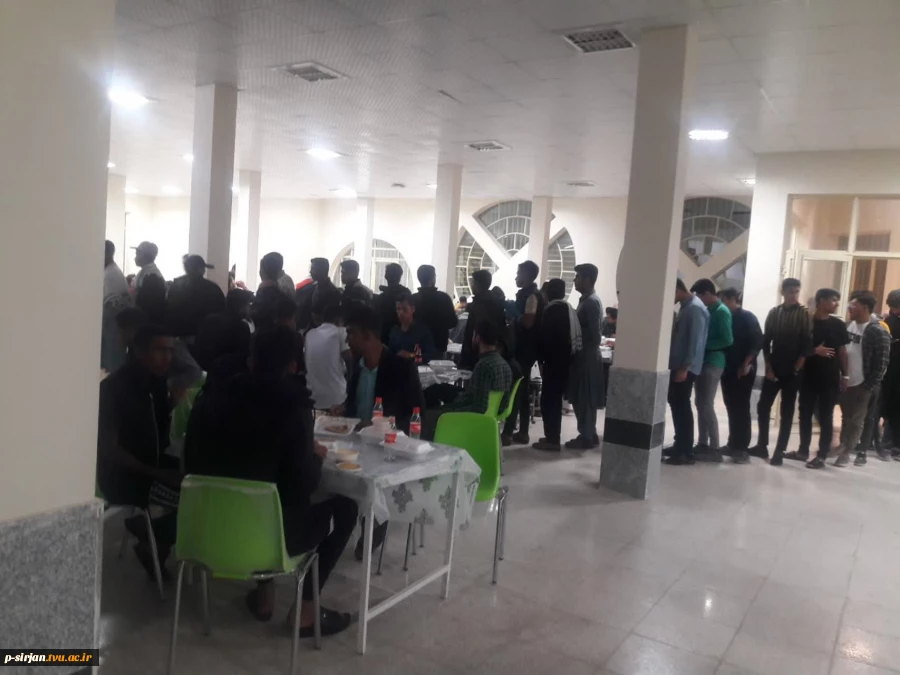 استقبال وپذیرایی از کاروان راهیان نور دانشحویی دانشگاههای استان کرمان در آموزشکده فنی شهید کرانی سیرجان درتاریخ 1401/12/11 2