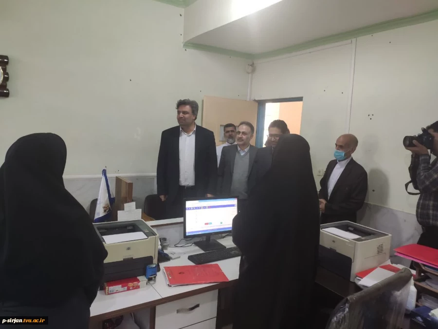 بازدید جناب آقای دکتر خسرویان ریاست محترم دانشگاه فنی و حرفه ای و هیات همراه از آموزشکده فنی پسران سیرجان  2