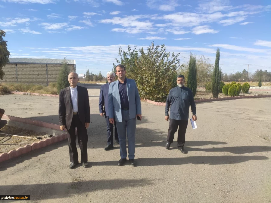 بازدید بازرسان دیوان محاسبات از آموزشکده فنی شهید کرانی سیرجان 9