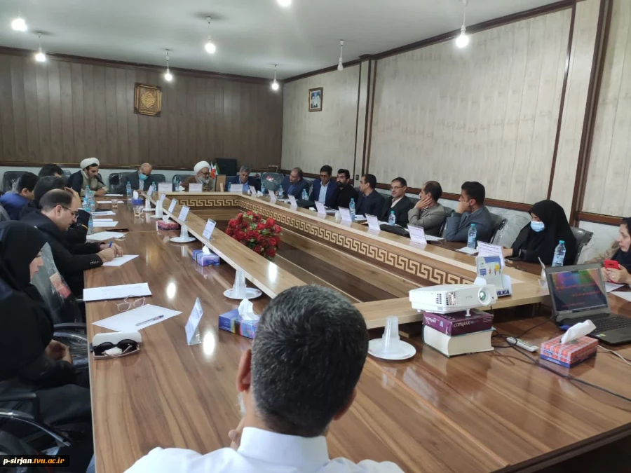 گردهمایی روسای ادارات ومسوولین فرهنگی دانشگاه فنی وحرفه ای استان کرمان 3